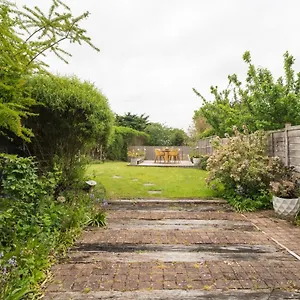 You're Epic Holiday home Wimborne Minster